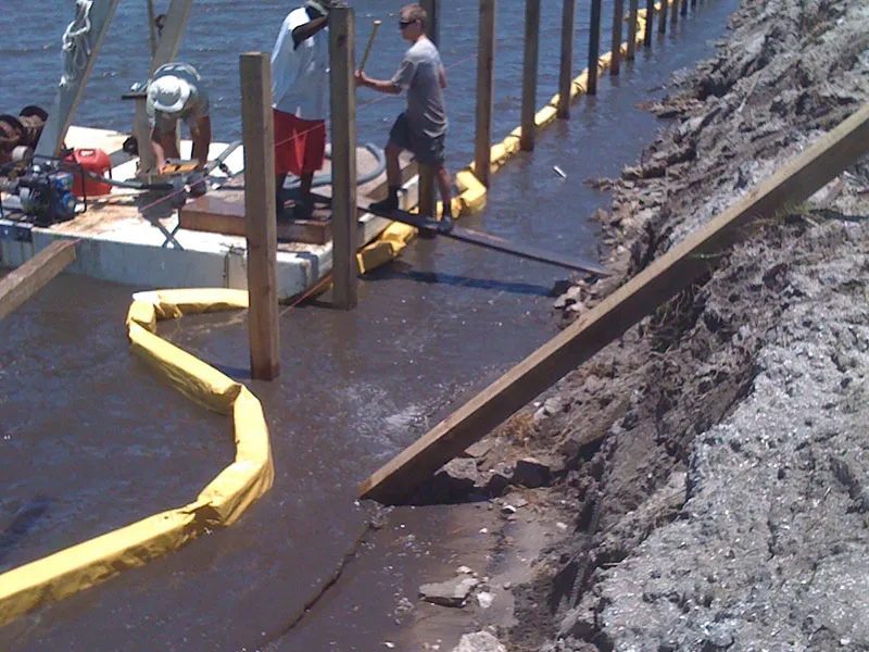 Diver Services — Deckmasters Marine, Indian River Lagoon